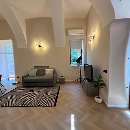 Creative Loft At Garda Apartmán *